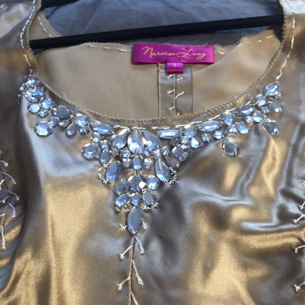 Fab fun going out top! - Picture 4 of 6